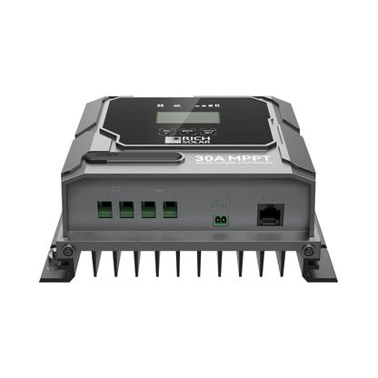 BRAVO 30 LCD screen showing solar input and battery status